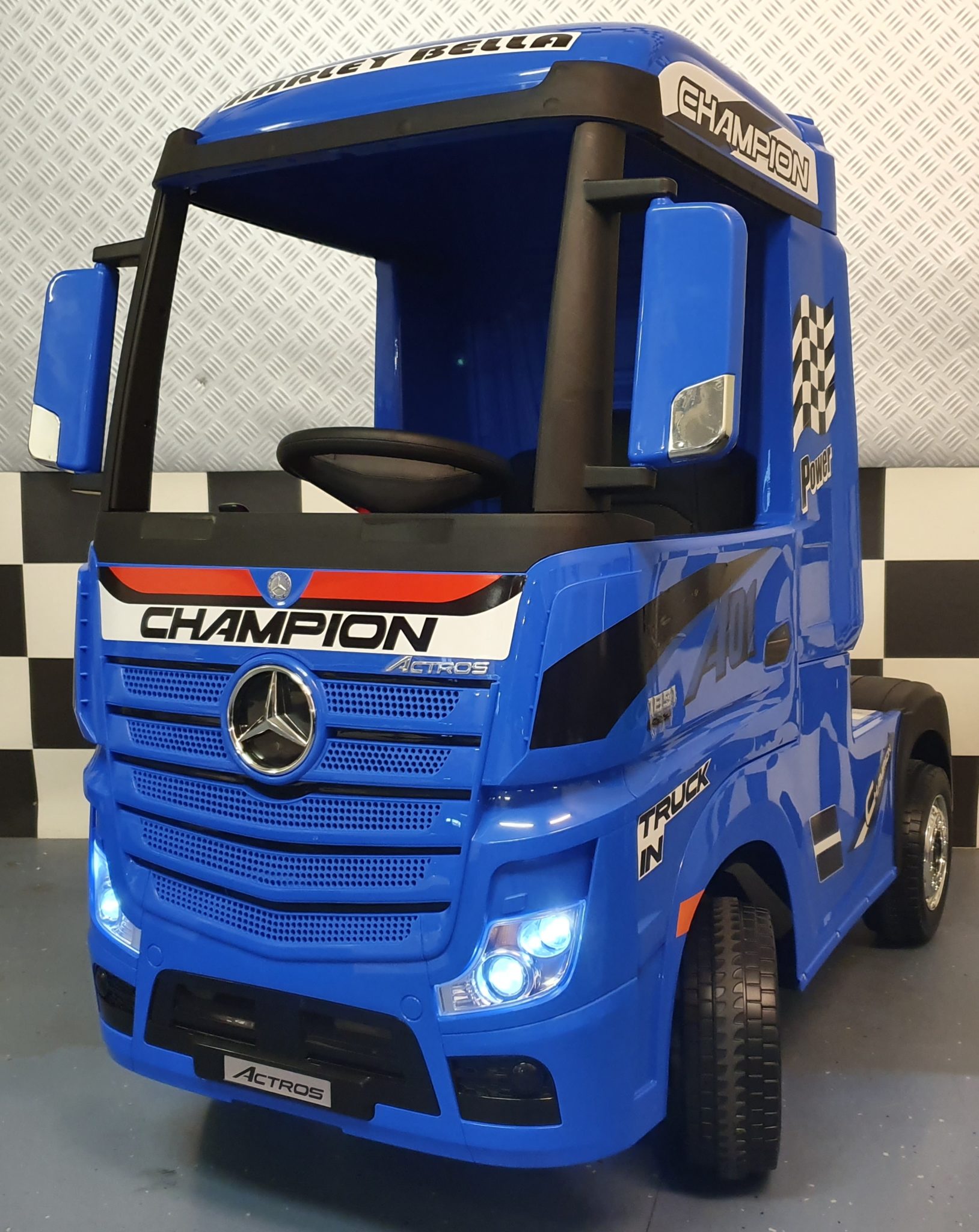 Electric children’s truck Mercedes truck Actros with remote control blue