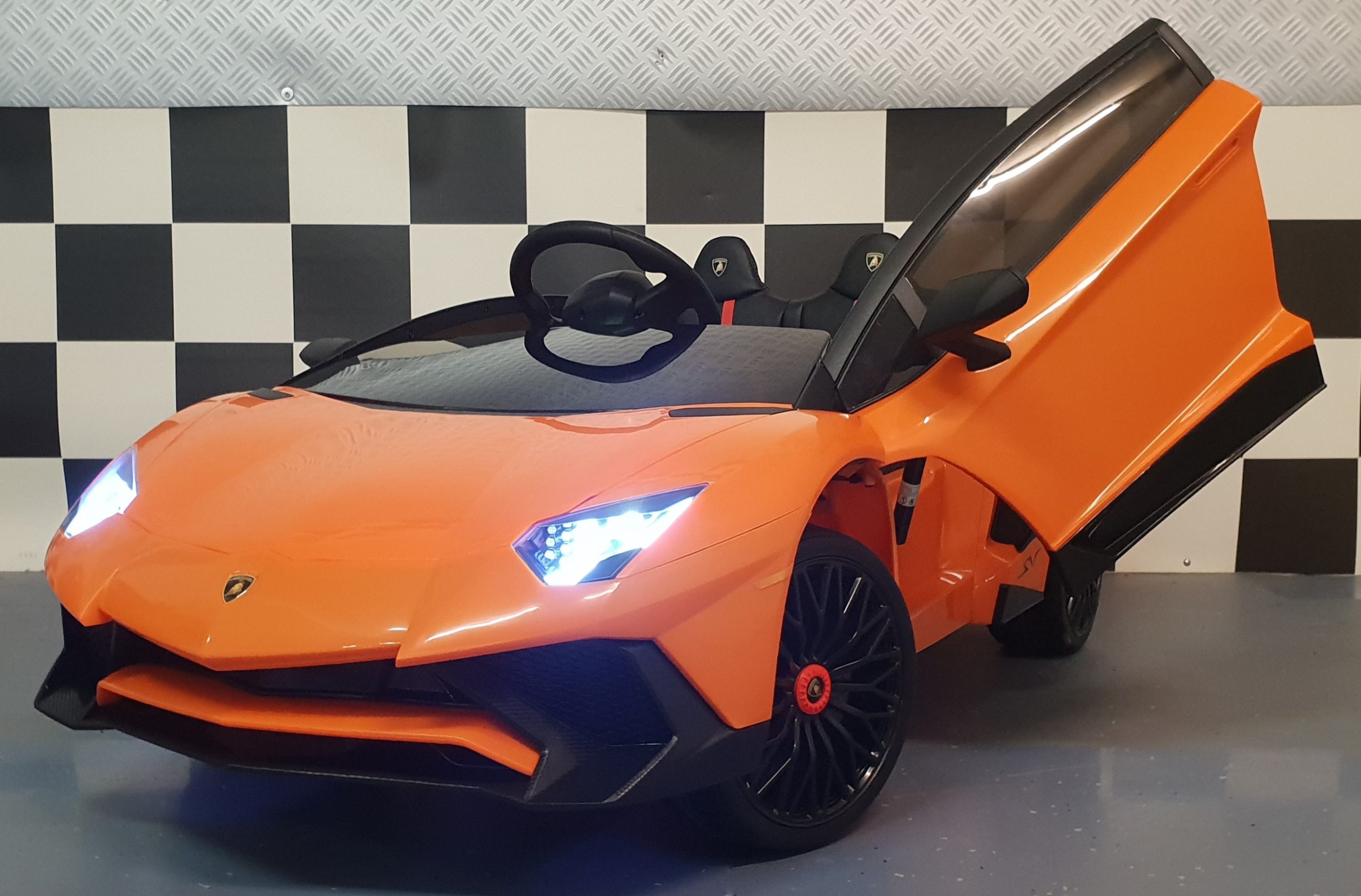 Electric children’s car Lamborghini Roadster SV orange 12volt